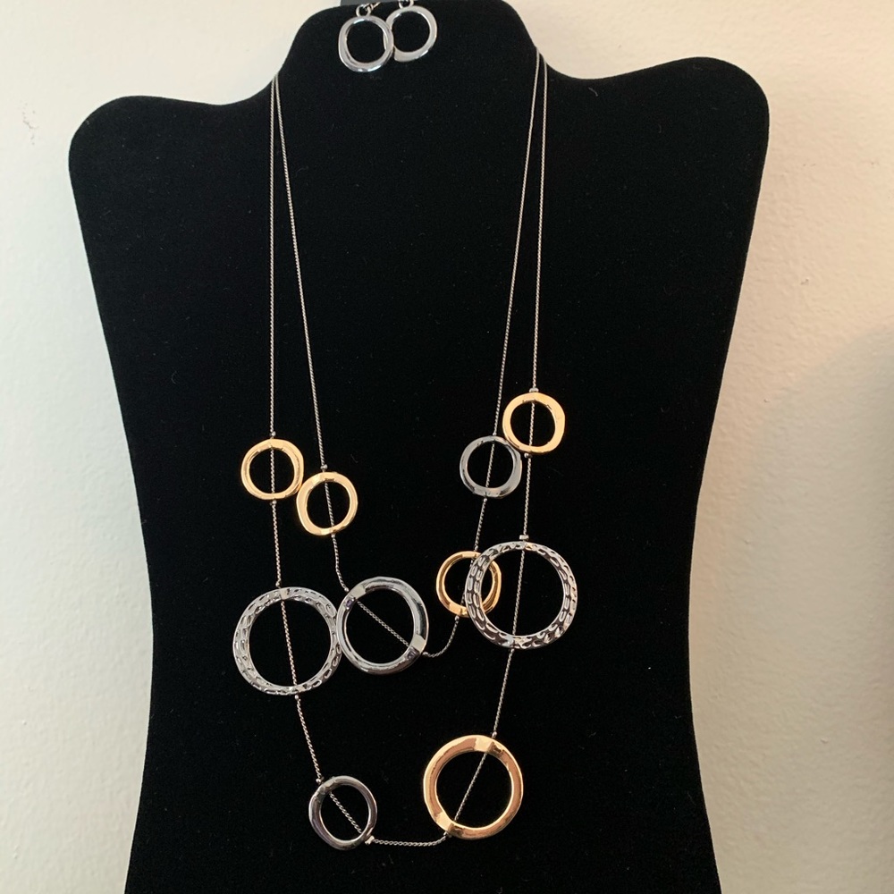 Necklace set